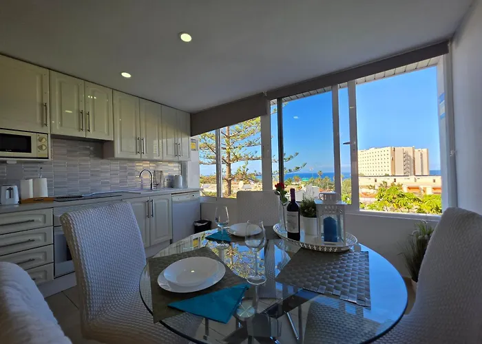 Jacaranda 2 By Sea And Beach, Pool, Very Central, Dishwasher, Wifi, Fantastic Seaview Arona (Tenerife)