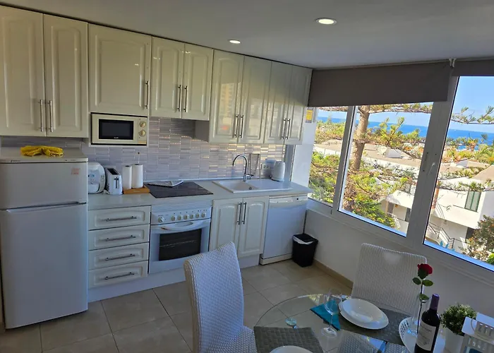 Jacaranda 2 By Sea And Beach, Pool, Very Central, Dishwasher, Wifi, Fantastic Seaview Arona (Tenerife)