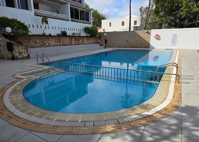 Jacaranda 2 By Sea And Beach, Pool, Very Central, Dishwasher, Wifi, Fantastic Seaview Appartement *