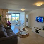 Appartement Jacaranda 2 By Sea And Beach, Pool, Very Central, Dishwasher, Wifi, Fantastic Seaview *