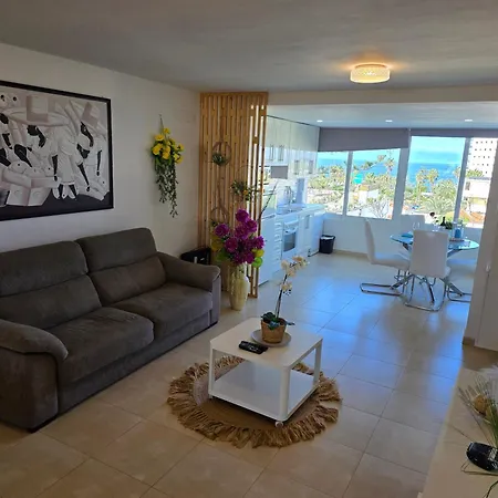 Jacaranda 2 By Sea And Beach, Pool, Very Central, Dishwasher, Wifi, Fantastic Seaview Lägenhet