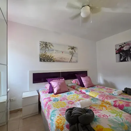 Jacaranda 2 By Sea And Beach, Pool, Very Central, Dishwasher, Wifi, Fantastic Seaview Appartement *